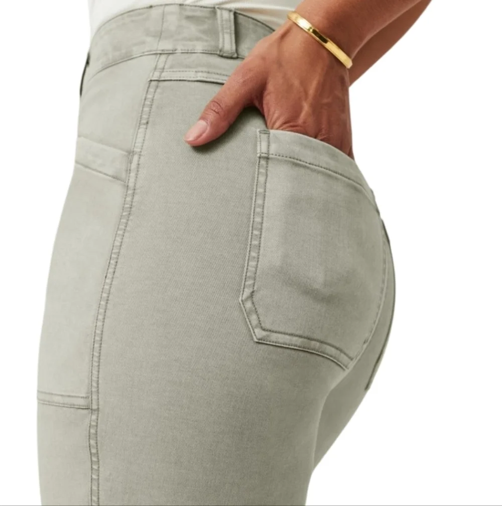 EUC Spanx Stretch Twill Straight Leg Pant Olive Oil Medium